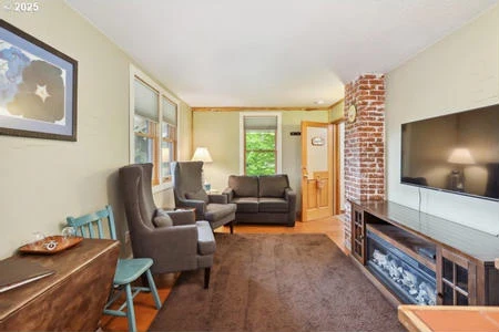 Douglas Fir Suite sitting room