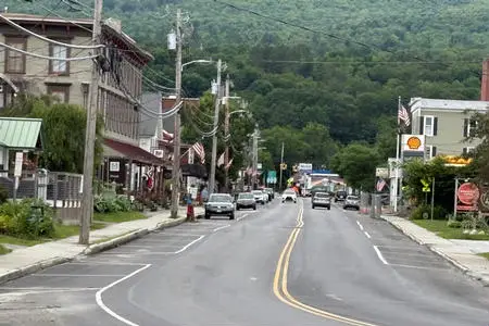 Main St. steps from the Inn