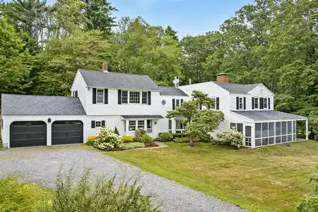 Upland Farm inn for sale
