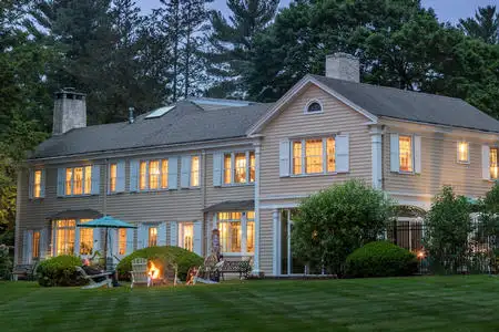 Historic Berkshires Inn & Estate, Owner/Manager Home – Successful Premier Hospitality Property in Lee, MA inn for sale