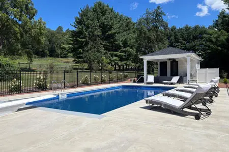 Pool With Retractable Safety Cover