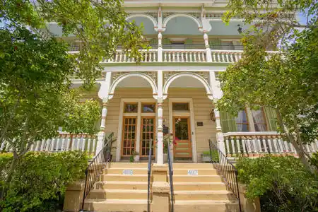 Maison Perrier inn for sale