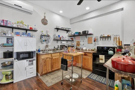 Downstairs Apartment Kitchen
