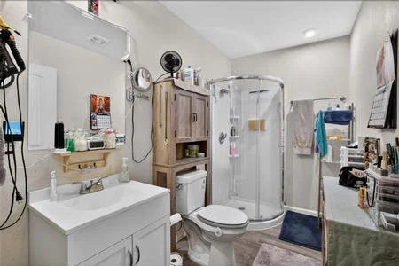 Downstairs Apartment Bath