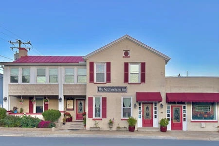 The Red Lantern Inn inn for sale