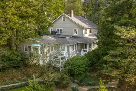 Ivy Terrace Inn inn for sale