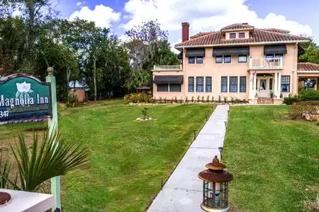 Magnolia Inn Bed and Breakfast inn for sale