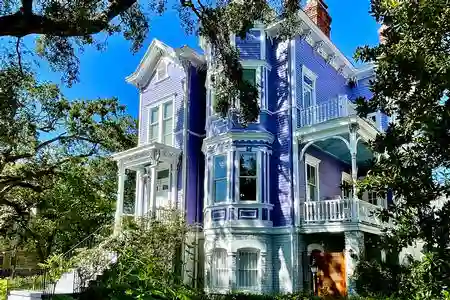 Amethyst Garden Inn inn for sale
