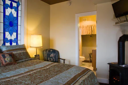 Cleopatra Guest Room
