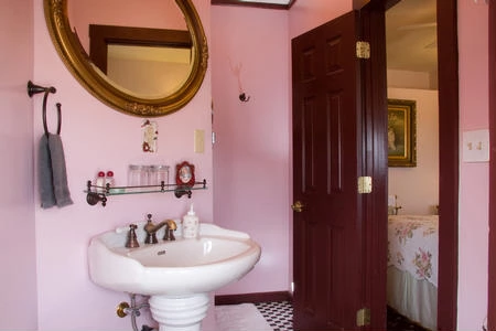 Verde View Bathroom