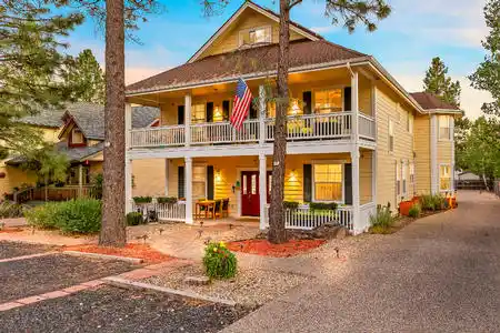 303 BnB inn for sale