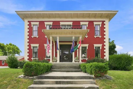 Purviance House Bed & Breakfast inn for sale