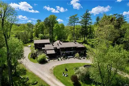 Fernwood Farm B&B inn for sale