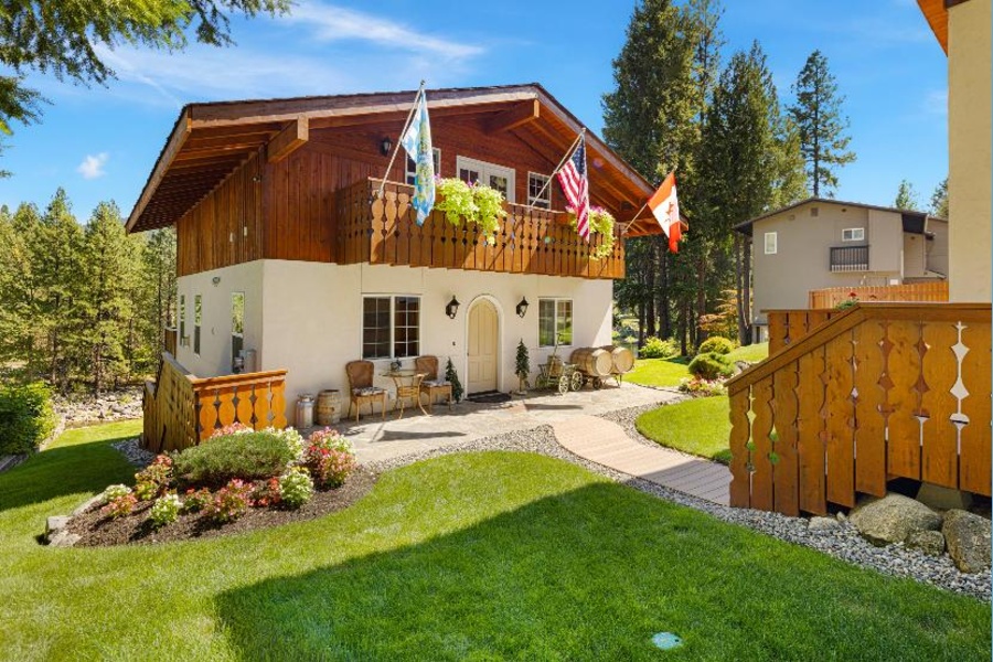 Haus Hanika is a Bed and Breakfast For Sale in Leavenworth, Washington