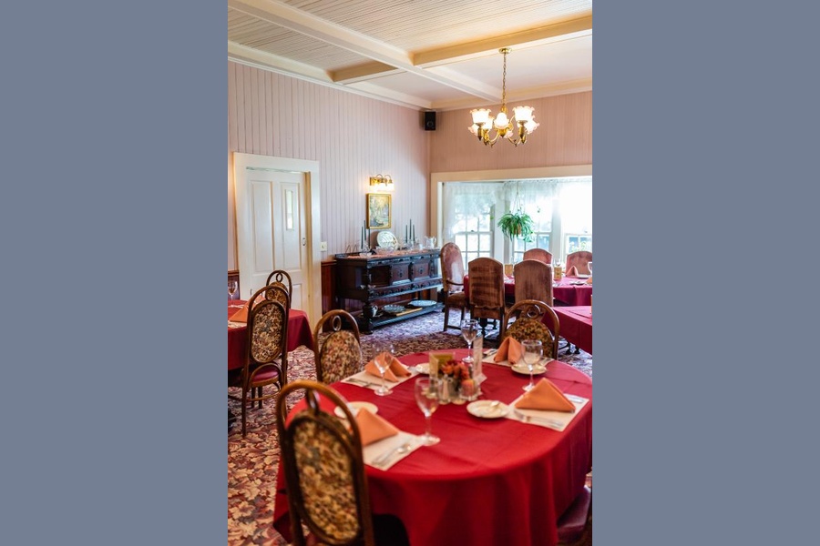 Prospect Historic Hotel Bed and Breakfast Inn Motel and Dinner House