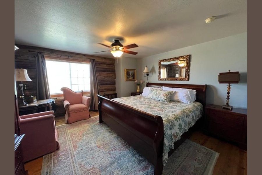 Syringa Lodge is a Bed and Breakfast For Sale in Salmon, Idaho
